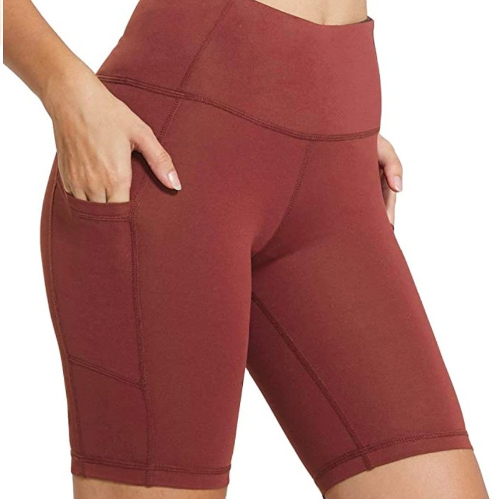 (best) Biker Shorts (ever) in light wine red